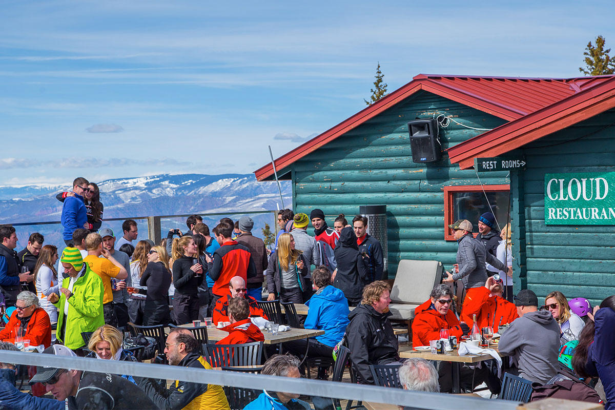 people on rooftop restaurant at cloud 9 at CBC Aspen