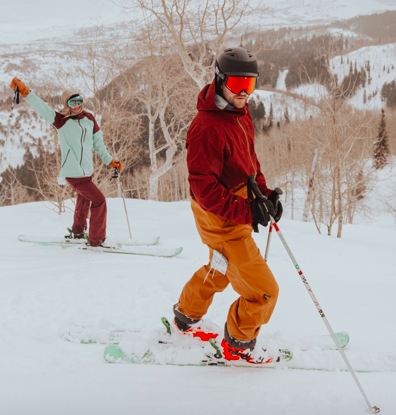 Man skiing